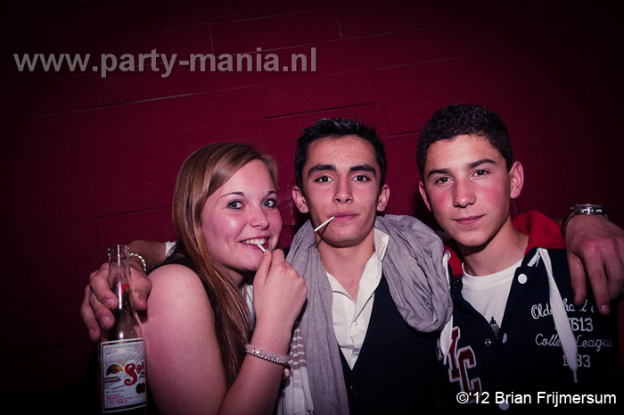 120420_060_happinezz_club_seven_partymania_denhaag