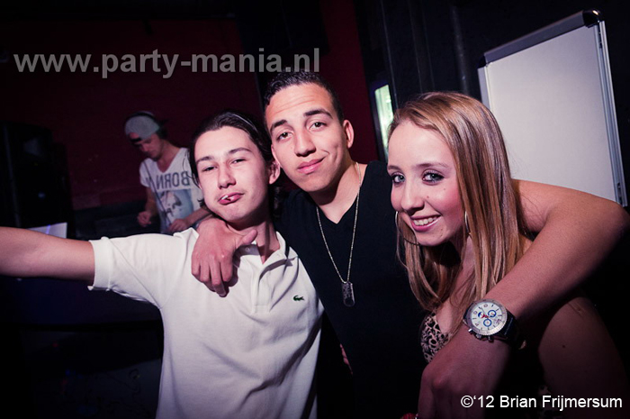 120420_063_happinezz_club_seven_partymania_denhaag