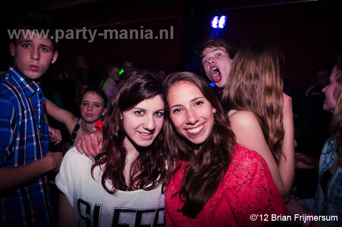 120420_083_happinezz_club_seven_partymania_denhaag
