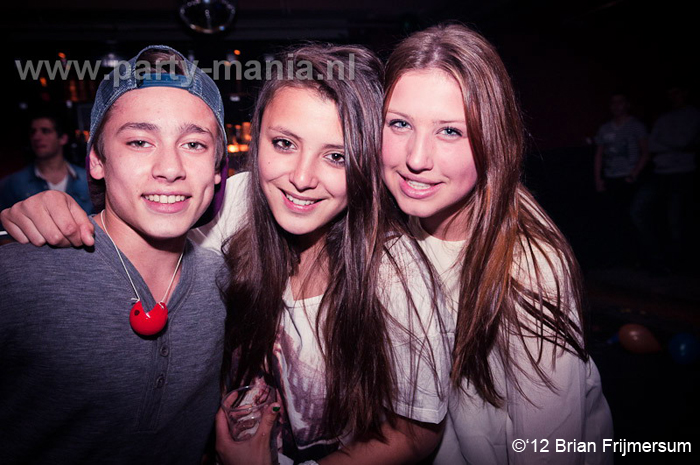 120420_092_happinezz_club_seven_partymania_denhaag