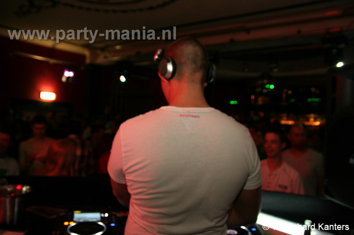 120429_073_house_meets_hardstyle_club_seven_partymania_denhaag