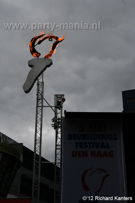 120505_007_bevrijdingsfestival_spuiplein_partymania_denhaag