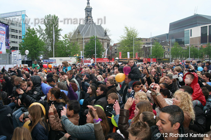 120505_008_bevrijdingsfestival_spuiplein_partymania_denhaag