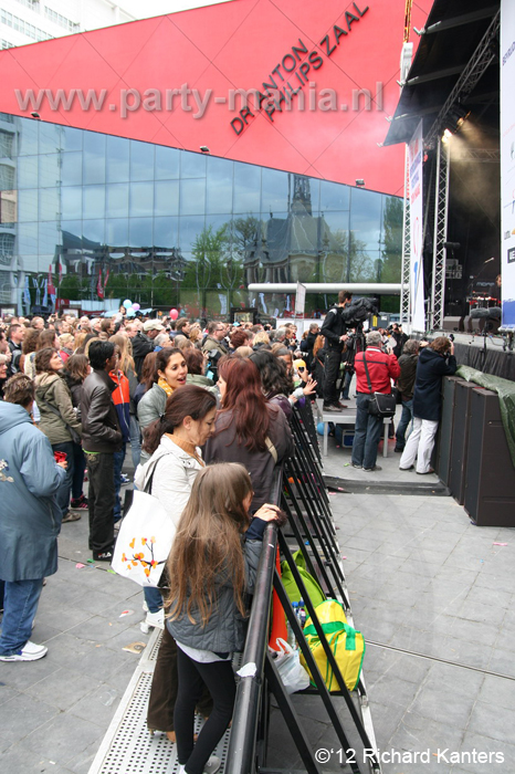 120505_051_bevrijdingsfestival_spuiplein_partymania_denhaag