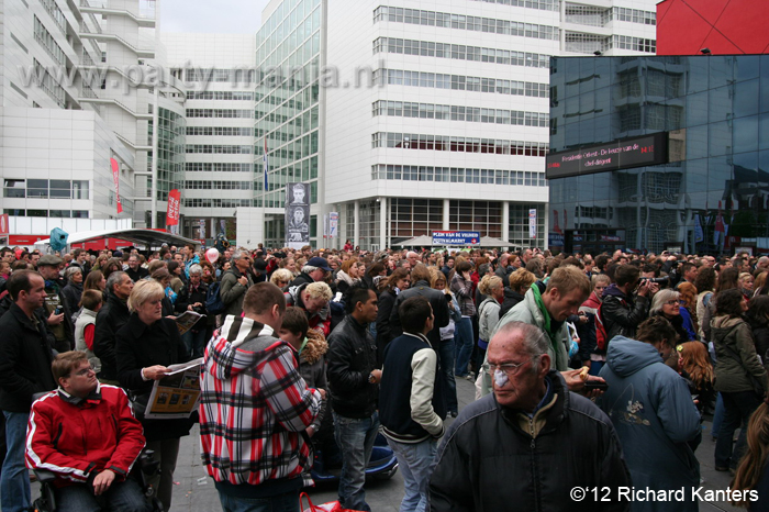 120505_052_bevrijdingsfestival_spuiplein_partymania_denhaag