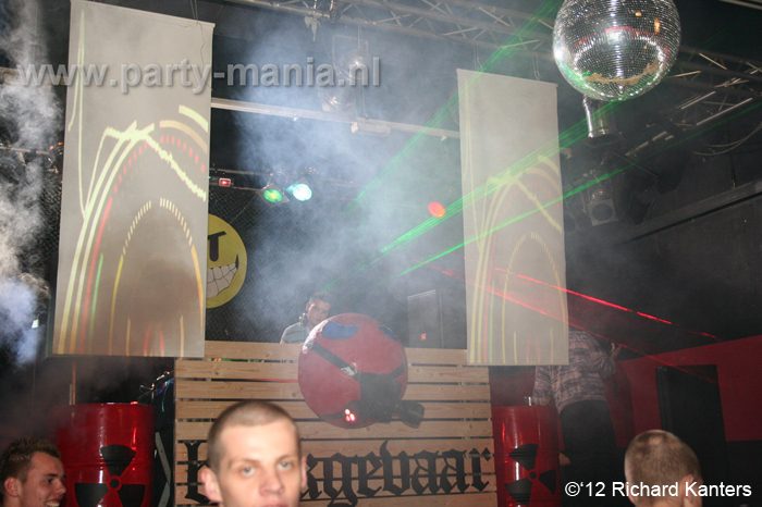 120616_016_beukgevaar_bazart_denhaag_partymania