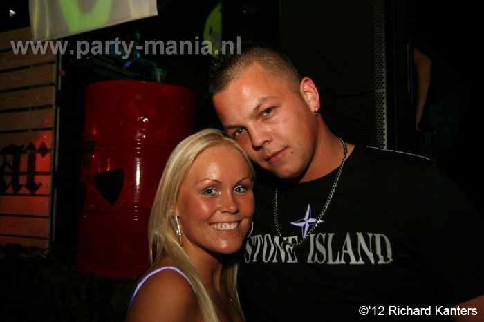 120616_049_beukgevaar_bazart_denhaag_partymania