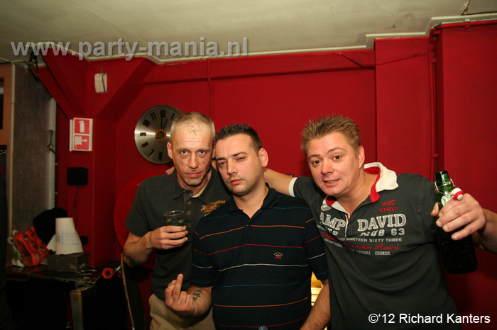 120616_054_beukgevaar_bazart_denhaag_partymania