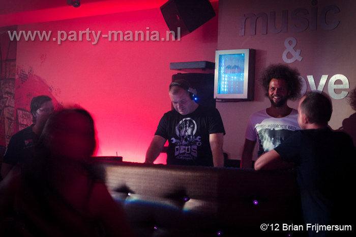 120714_040_la_fuente_luden_denhaag_partymania