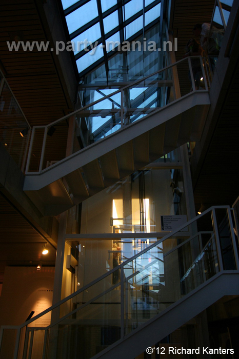 120901_032_museumnacht_denhaag_partymania