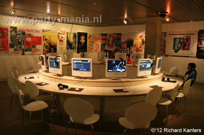 120901_033_museumnacht_denhaag_partymania