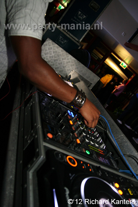 120908_083_sneakerz_zuiderpark_denhaag_partymania