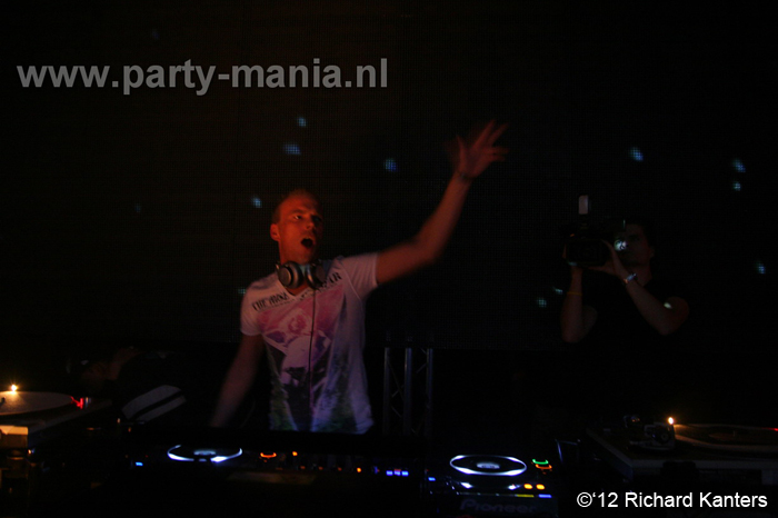 121027_016_rave_the_city_denhaag_partymania