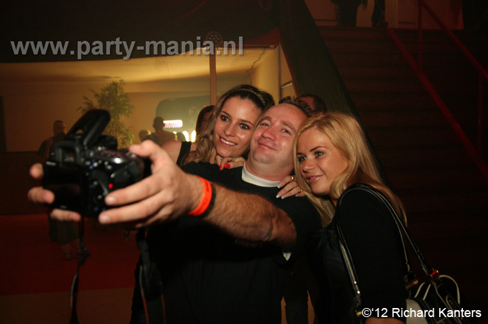 121027_030_rave_the_city_denhaag_partymania