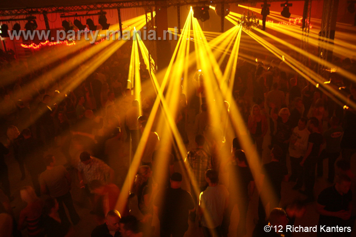 121027_038_rave_the_city_denhaag_partymania