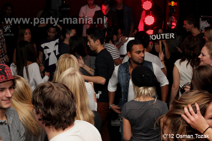 121109_013_simple_club_seven_denhaag_partymania