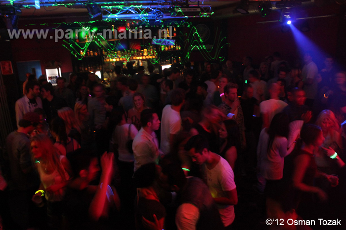 121109_033_simple_club_seven_denhaag_partymania