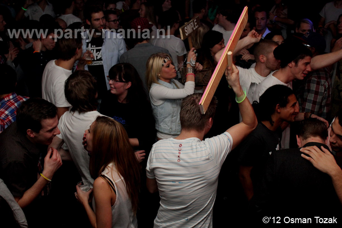 121109_064_simple_club_seven_denhaag_partymania