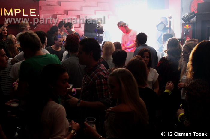 121109_083_simple_club_seven_denhaag_partymania