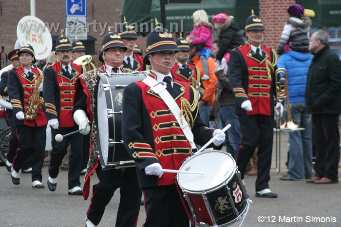 121117_004_intocht_sinterklaas_denhaag_partymania