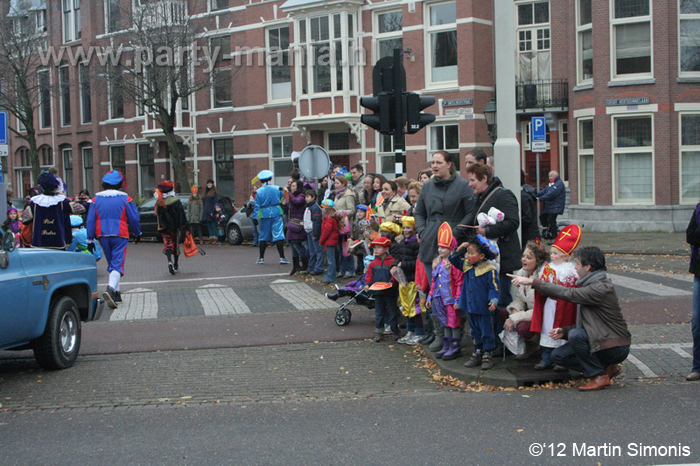 121117_026_intocht_sinterklaas_denhaag_partymania