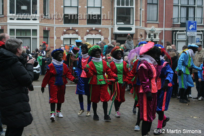 121117_029_intocht_sinterklaas_denhaag_partymania