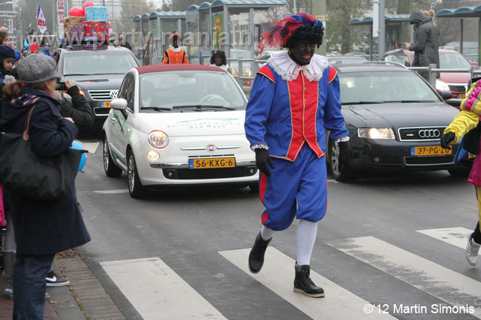 121117_041_intocht_sinterklaas_denhaag_partymania