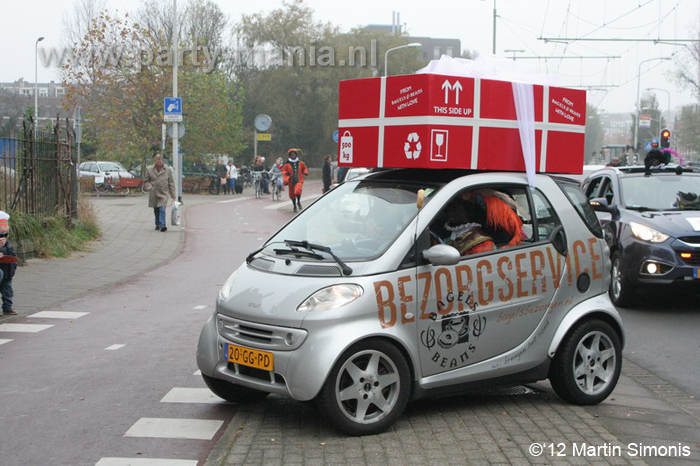 121117_050_intocht_sinterklaas_denhaag_partymania