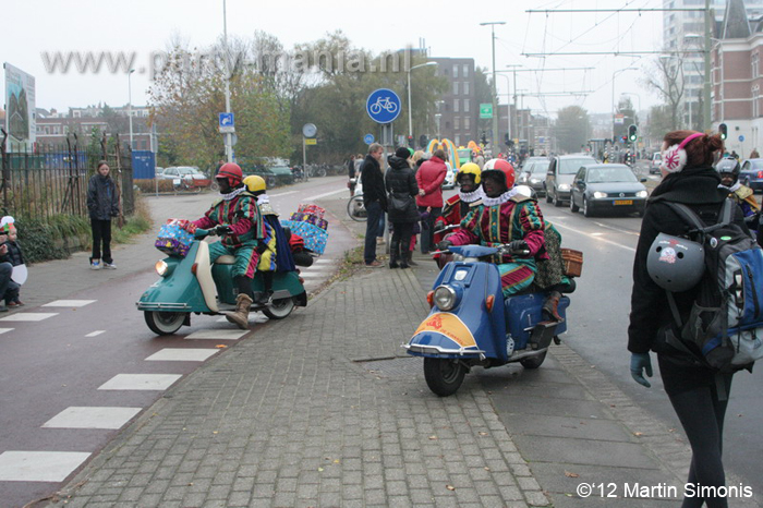 121117_053_intocht_sinterklaas_denhaag_partymania