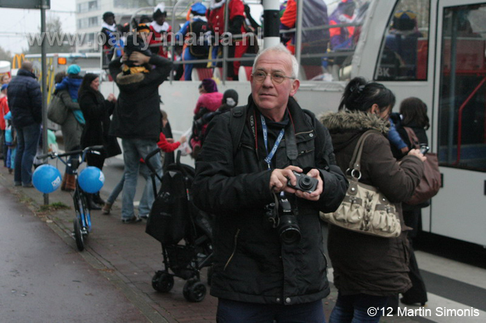 121117_075_intocht_sinterklaas_denhaag_partymania