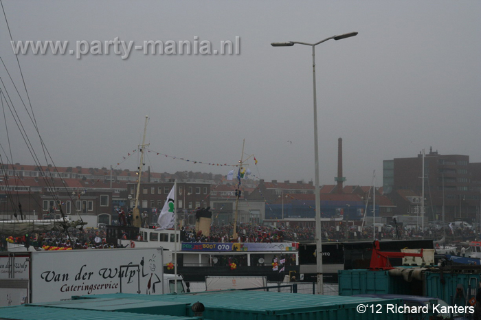 121117_16_intocht_sinterklaas_haven_scheveningen_partymania