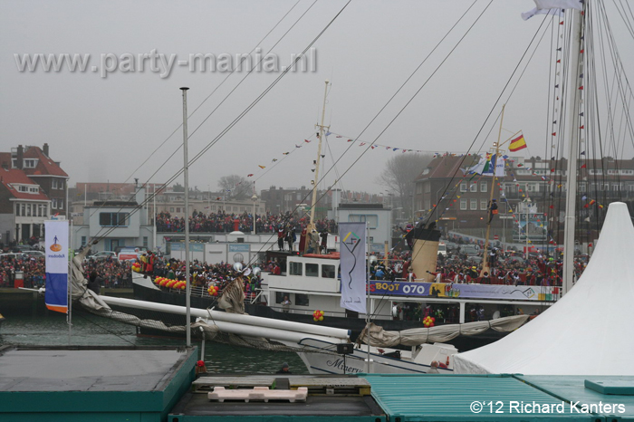 121117_18_intocht_sinterklaas_haven_scheveningen_partymania