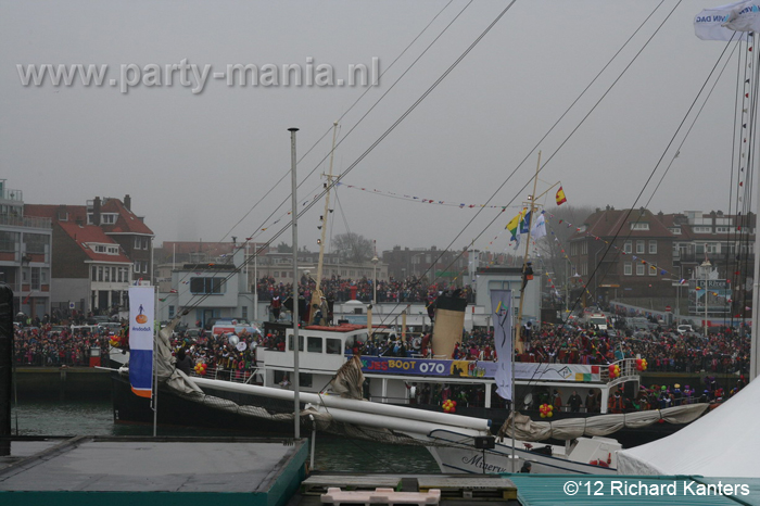 121117_19_intocht_sinterklaas_haven_scheveningen_partymania