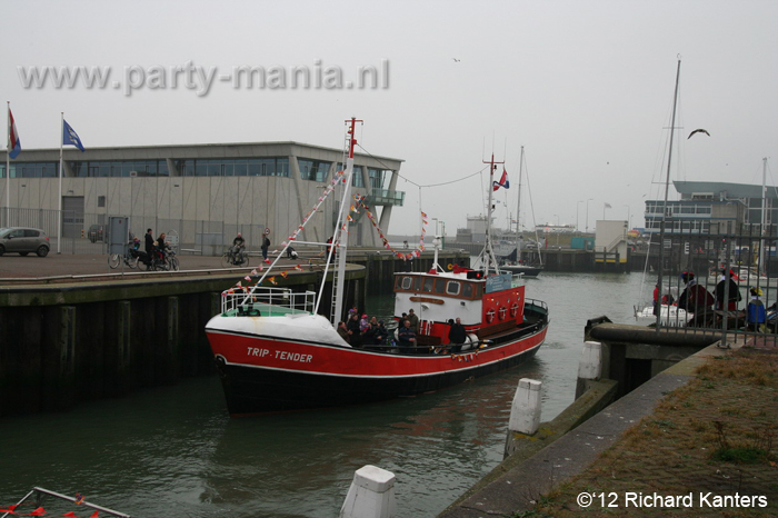 121117_37_intocht_sinterklaas_haven_scheveningen_partymania