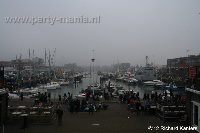 121117_38_intocht_sinterklaas_haven_scheveningen_partymania