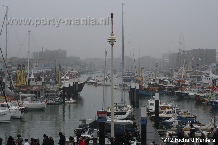 121117_39_intocht_sinterklaas_haven_scheveningen_partymania