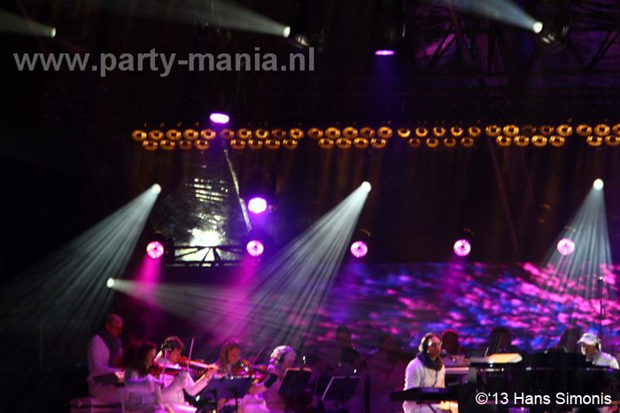 130328_14_the_passion_denhaag_partymania