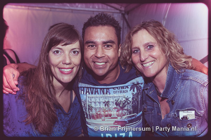 130412_055_opening_habana_beach_kijkduin_partymania