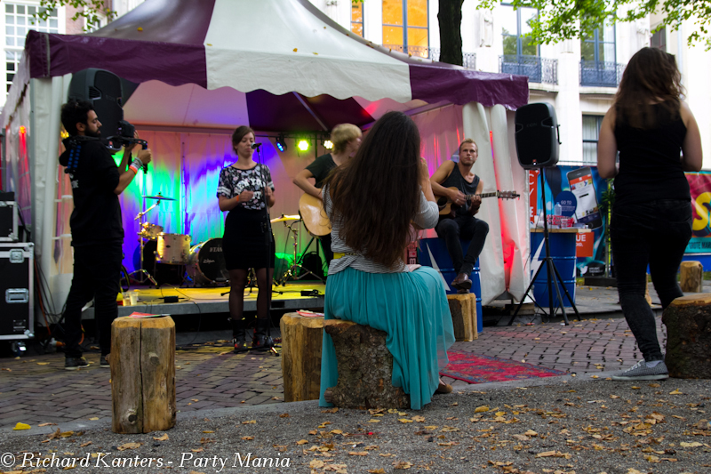 140905_35_oh_oh_intro_denhaag_partymania