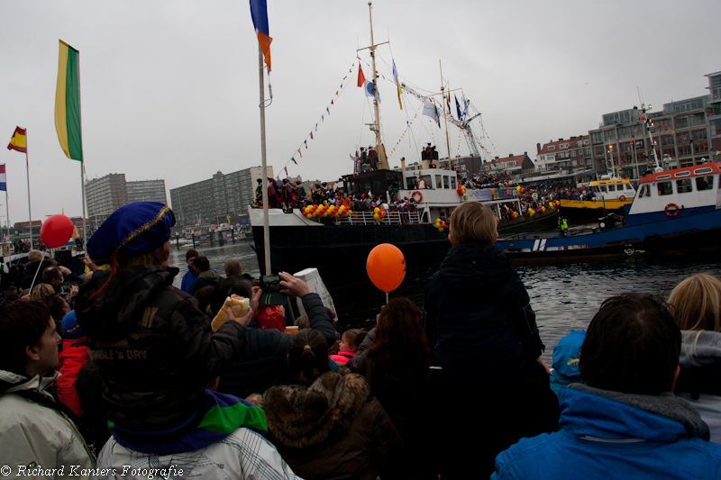 037_intocht_sinterklaas_scheveningen_denhaag_richard_kanters_fotografie