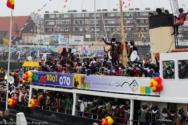 041_intocht_sinterklaas_scheveningen_denhaag_richard_kanters_fotografie