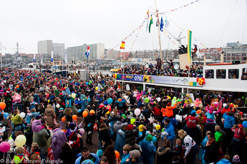 047_intocht_sinterklaas_scheveningen_denhaag_richard_kanters_fotografie