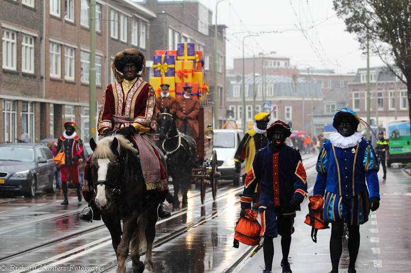 091_intocht_sinterklaas_scheveningen_denhaag_richard_kanters_fotografie